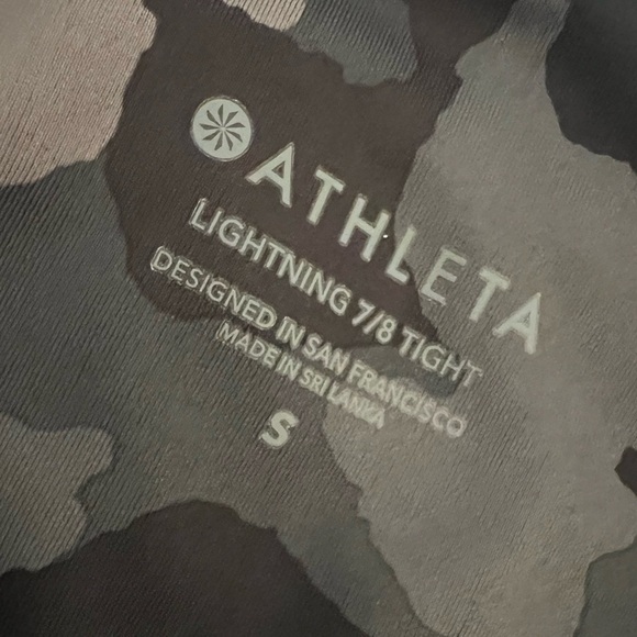 Athleta Camo Lightning 7/8 Tights Leggings with Pockets Small - Picture 6 of 6